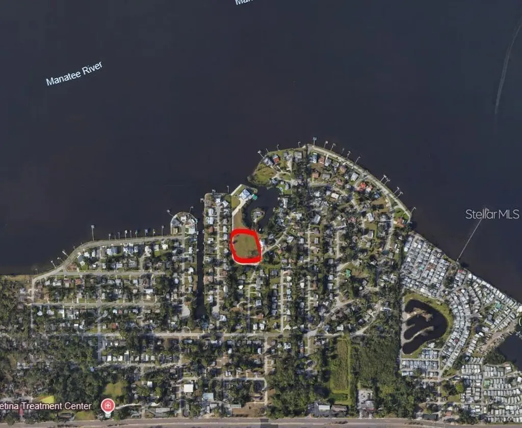 210 22nd Street Court NE Bradenton FL 34208