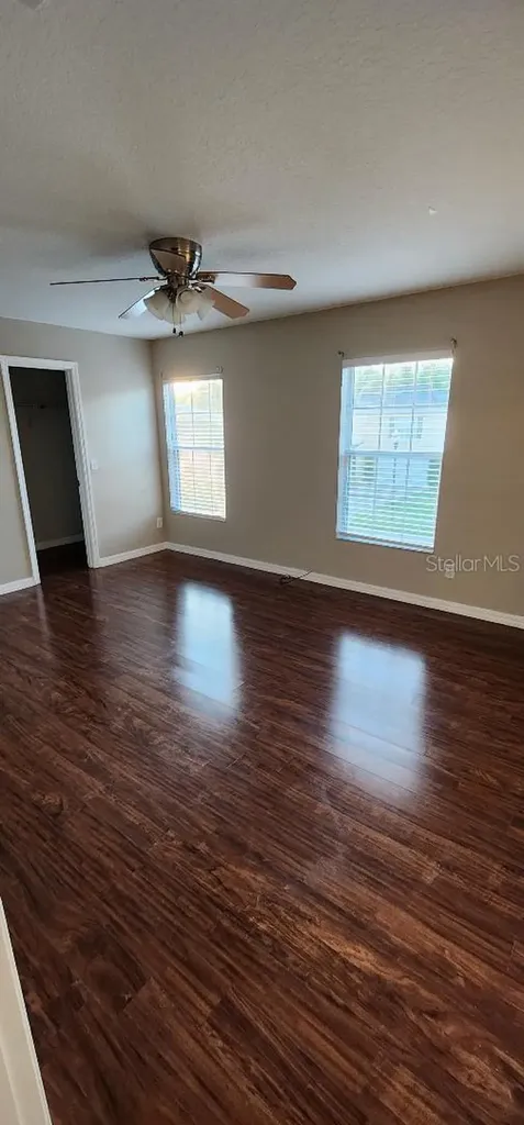 527 Windrose Drive Orlando FL 32824