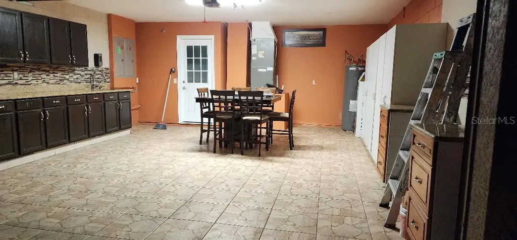 527 Windrose Drive Orlando FL 32824