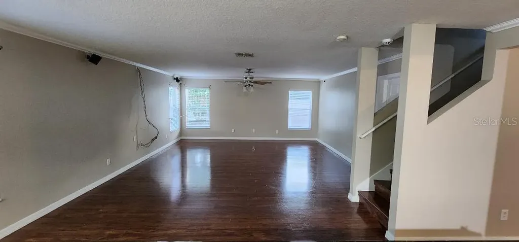 527 Windrose Drive Orlando FL 32824