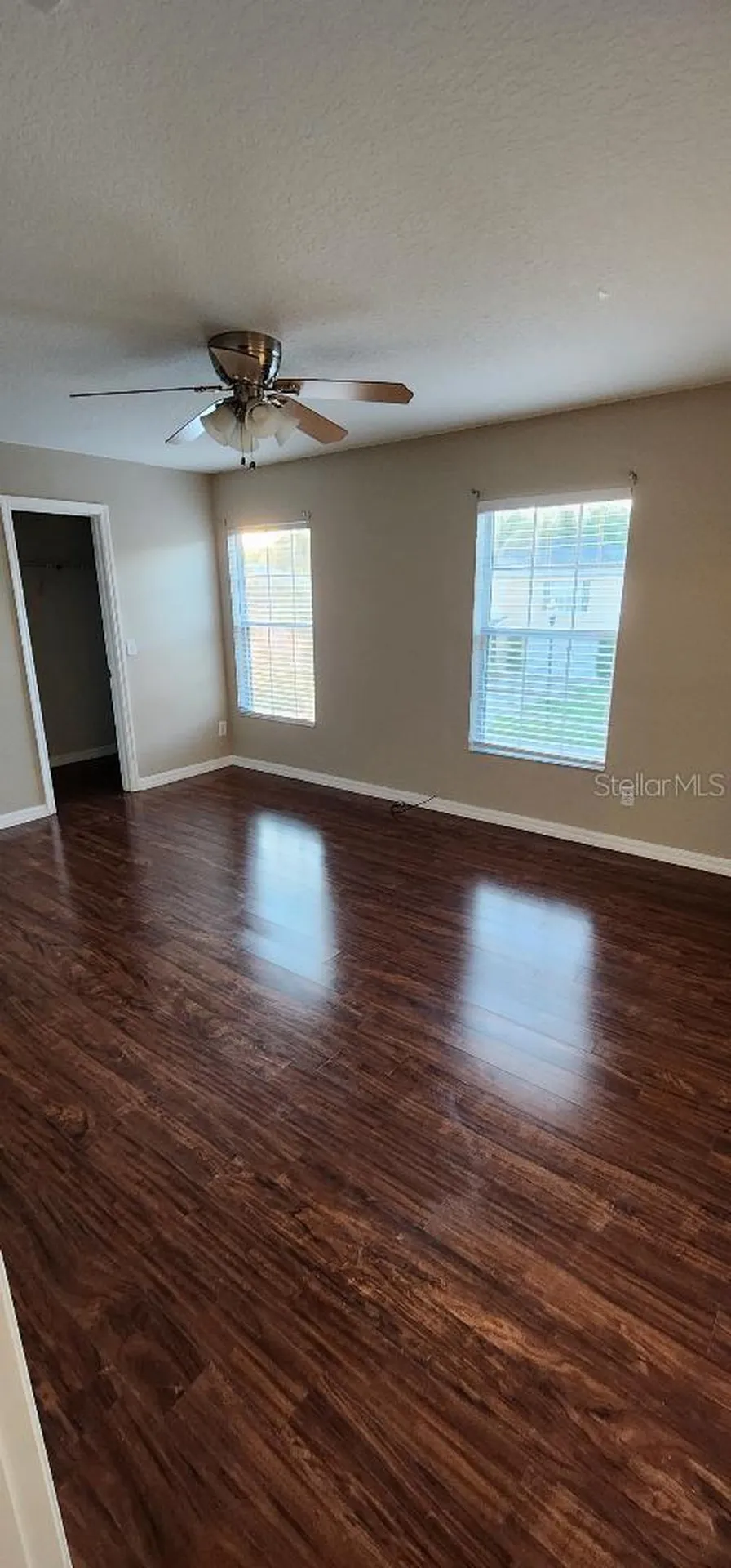 527 Windrose Drive Orlando FL 32824