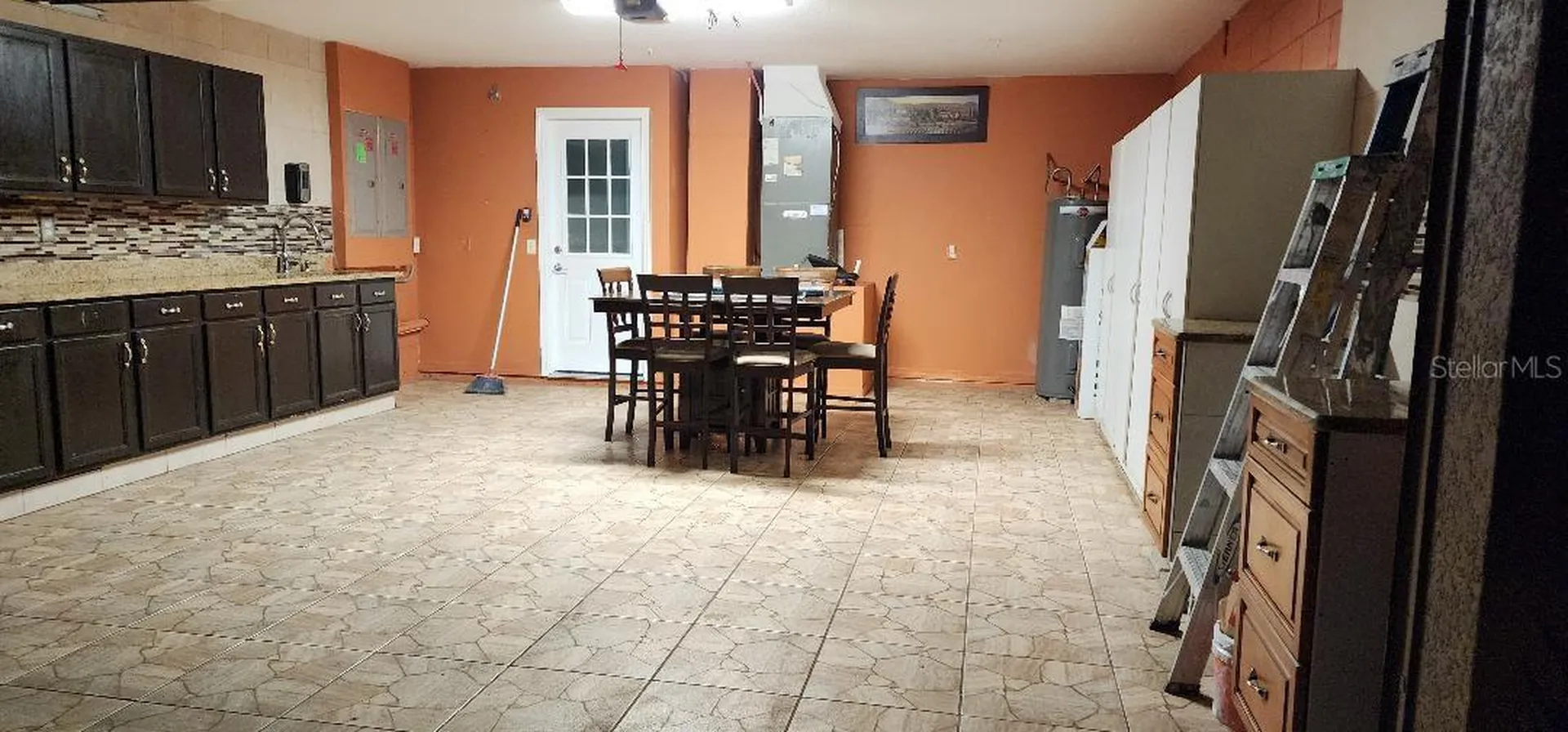 527 Windrose Drive Orlando FL 32824