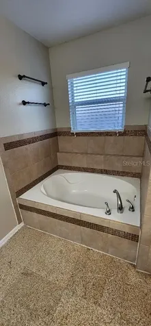 527 Windrose Drive Orlando FL 32824