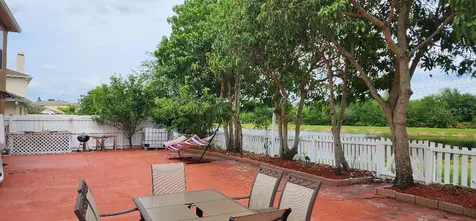 527 Windrose Drive Orlando FL 32824