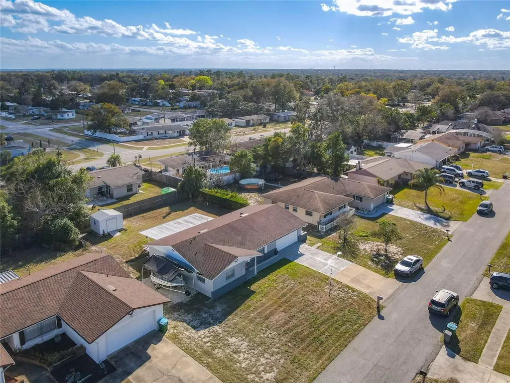 895 Superior Street Deltona FL 32725