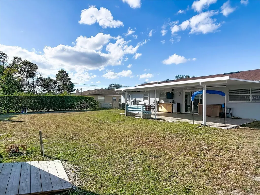 895 Superior Street Deltona FL 32725