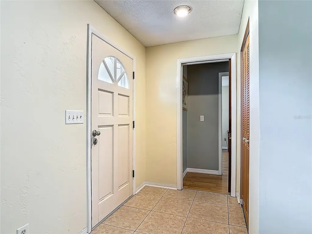 895 Superior Street Deltona FL 32725