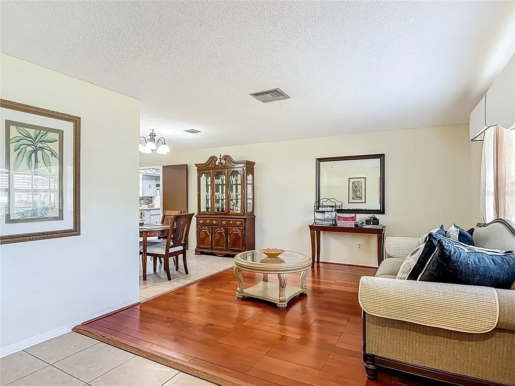895 Superior Street Deltona FL 32725