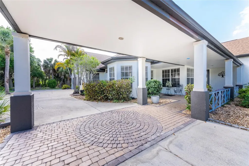 1049 Harbour Glen Place Punta Gorda FL 33983