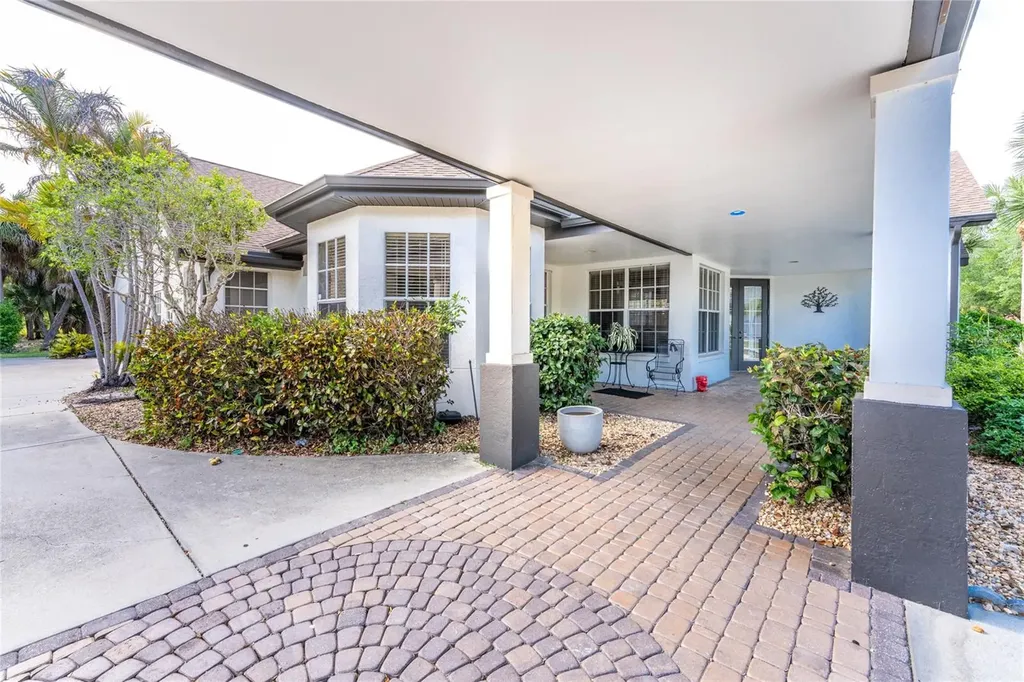 1049 Harbour Glen Place Punta Gorda FL 33983