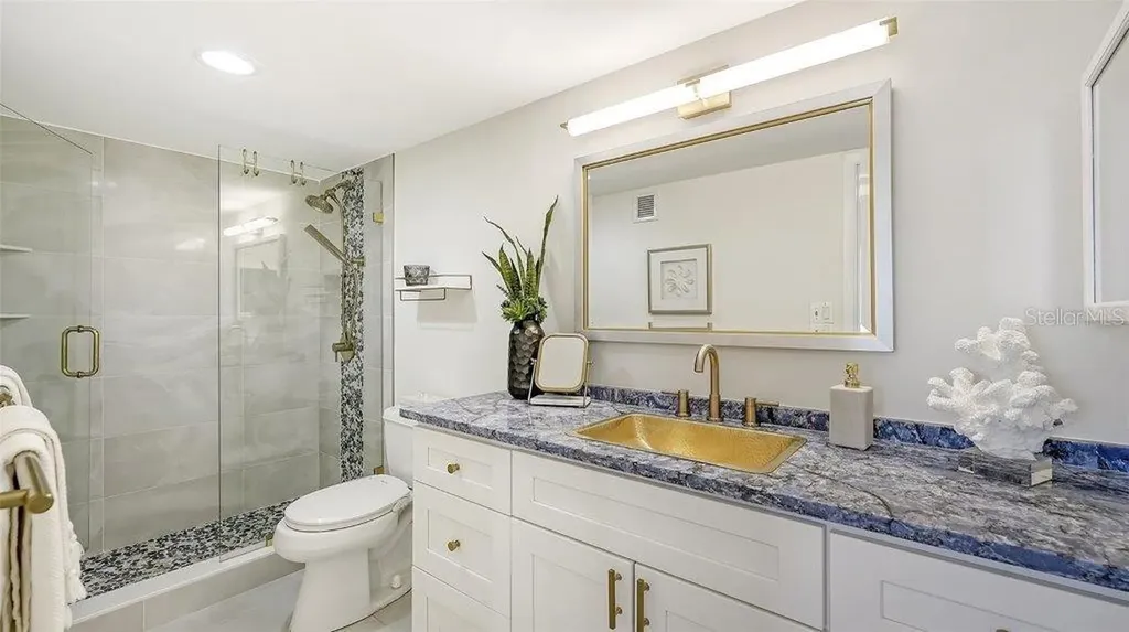 101 S Gulfstream Avenue Sarasota FL 34236