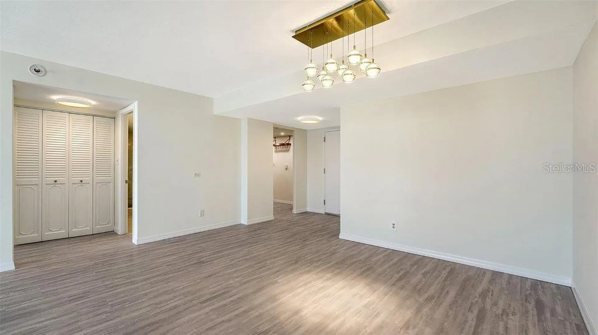101 S Gulfstream Avenue Sarasota FL 34236
