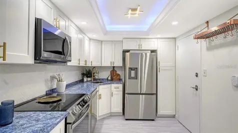 101 S Gulfstream Avenue Sarasota FL 34236