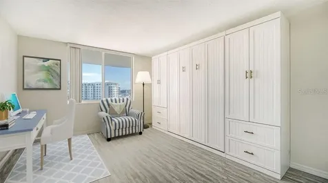 101 S Gulfstream Avenue Sarasota FL 34236