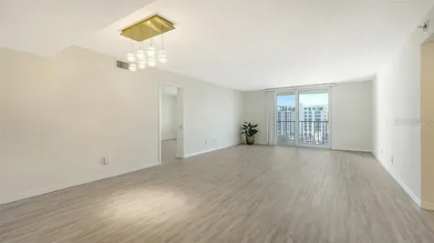 101 S Gulfstream Avenue Sarasota FL 34236