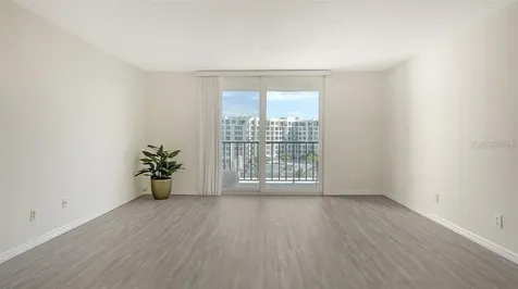 101 S Gulfstream Avenue Sarasota FL 34236