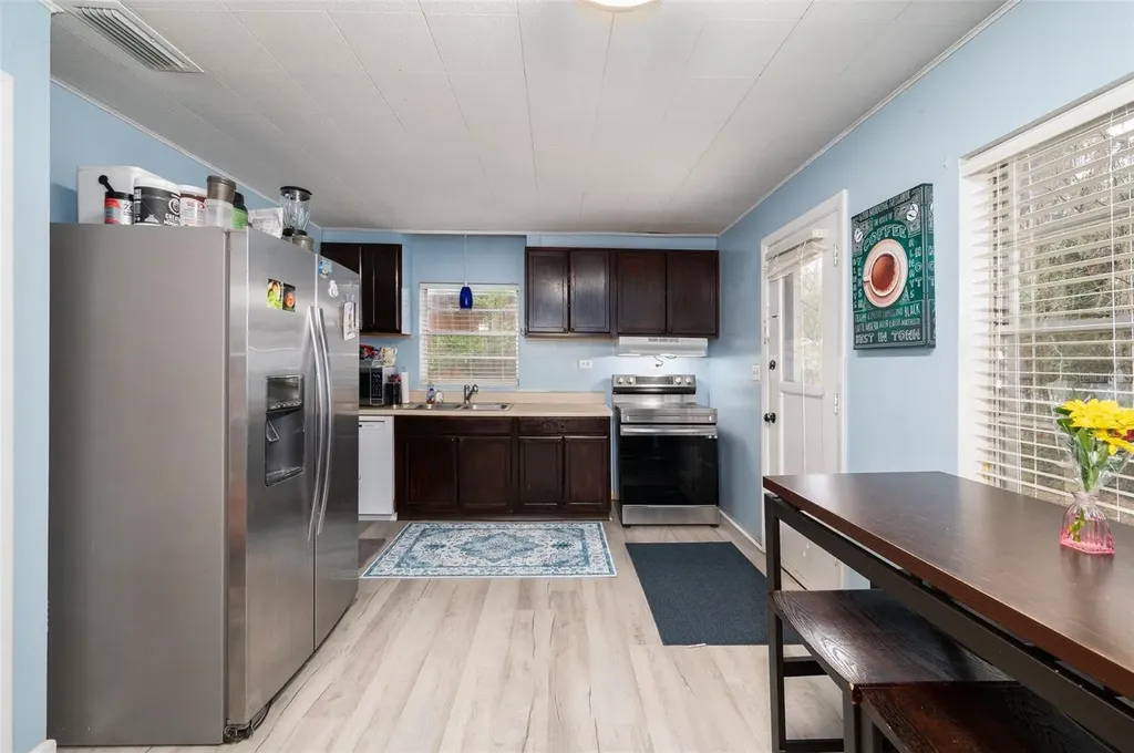 418 NW 27th Terrace Gainesville FL 32607