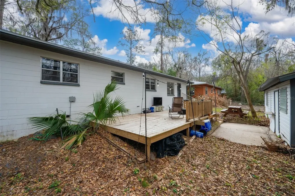 418 NW 27th Terrace Gainesville FL 32607