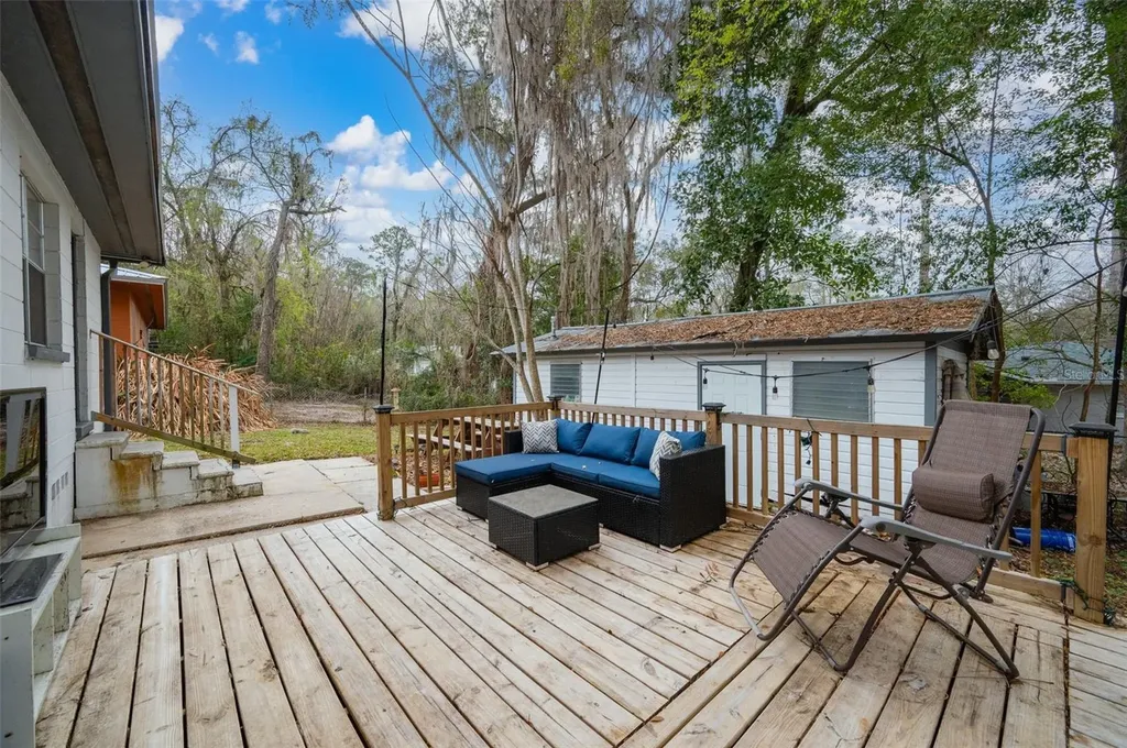 418 NW 27th Terrace Gainesville FL 32607