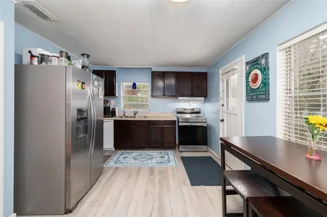 418 NW 27th Terrace Gainesville FL 32607