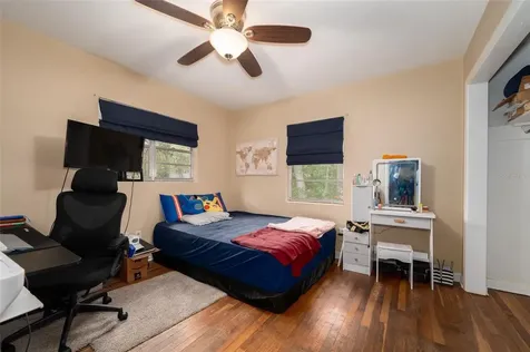 418 NW 27th Terrace Gainesville FL 32607