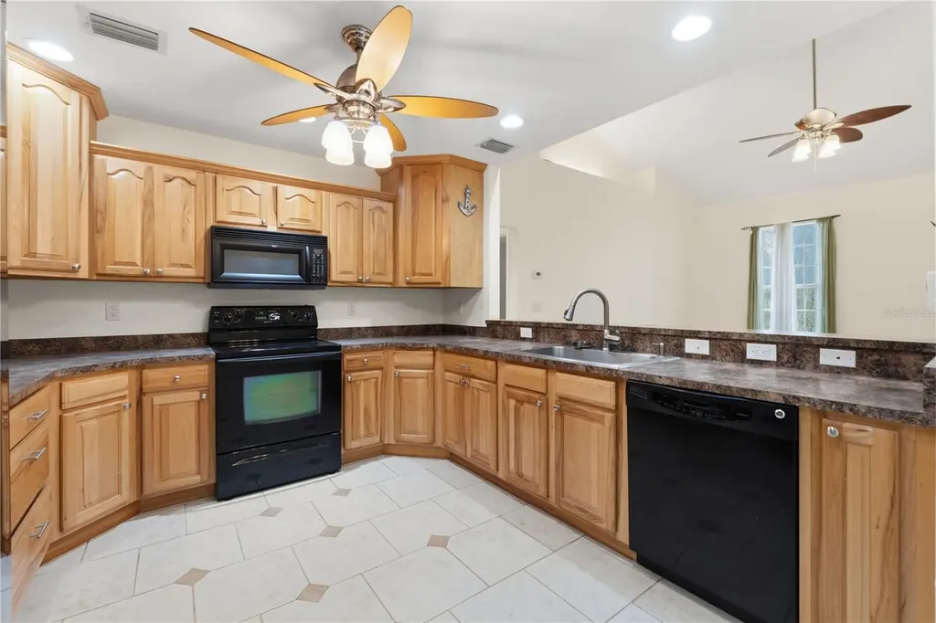 13780 SE 100th Avenue Belleview FL 34420