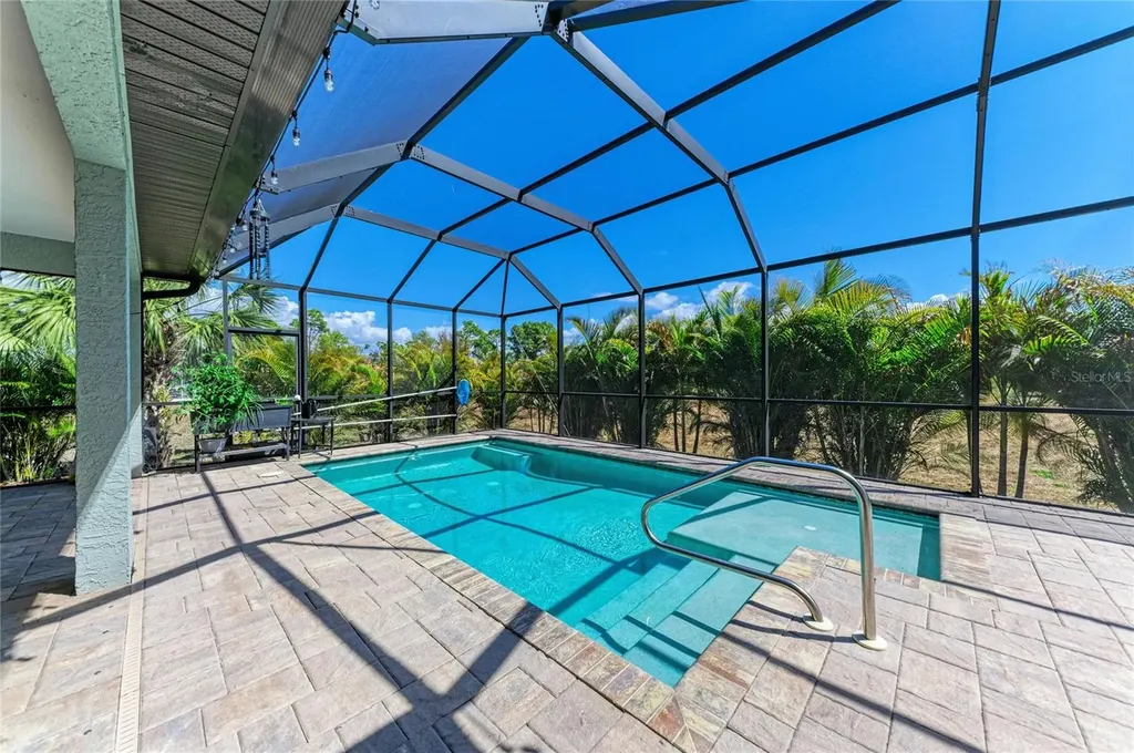 105 Cabana Way Rotonda West FL 33947