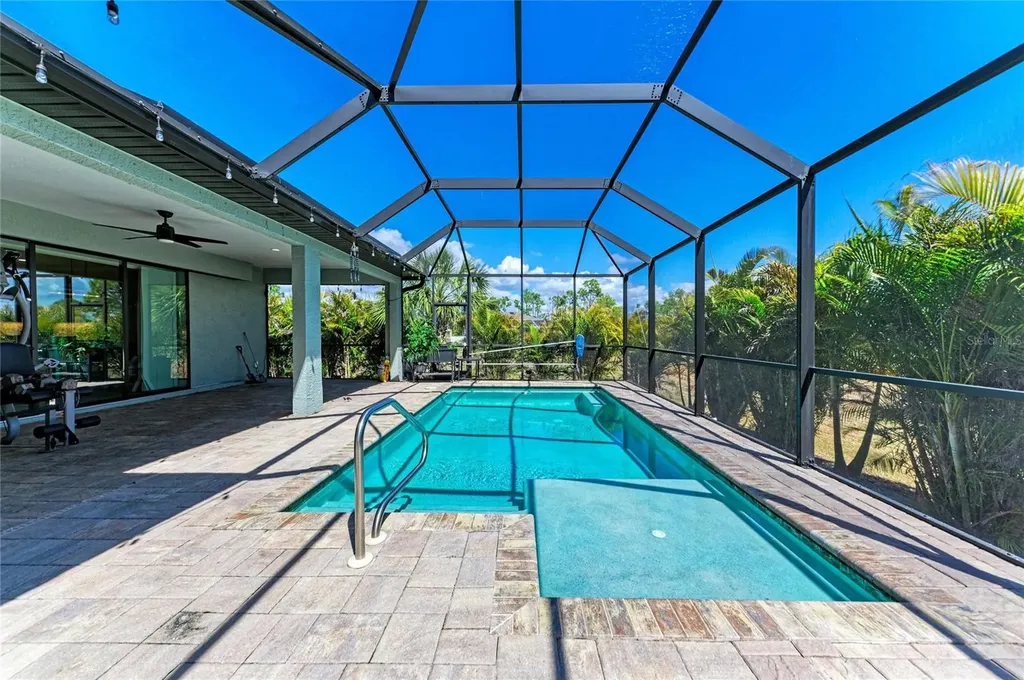 105 Cabana Way Rotonda West FL 33947