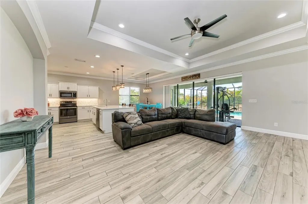 105 Cabana Way Rotonda West FL 33947