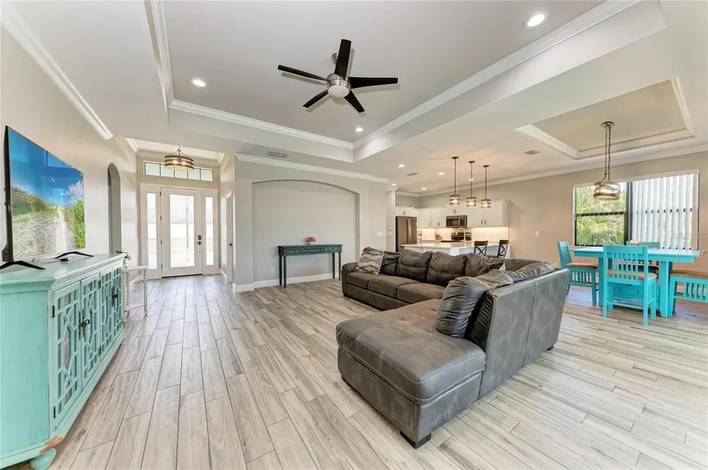 105 Cabana Way Rotonda West FL 33947