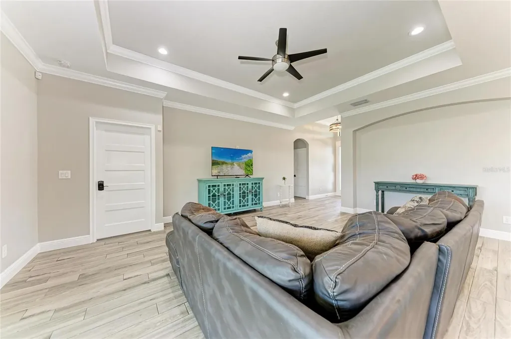 105 Cabana Way Rotonda West FL 33947