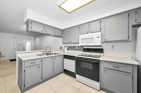11717 Spring Tree Lane Port Richey FL 34668