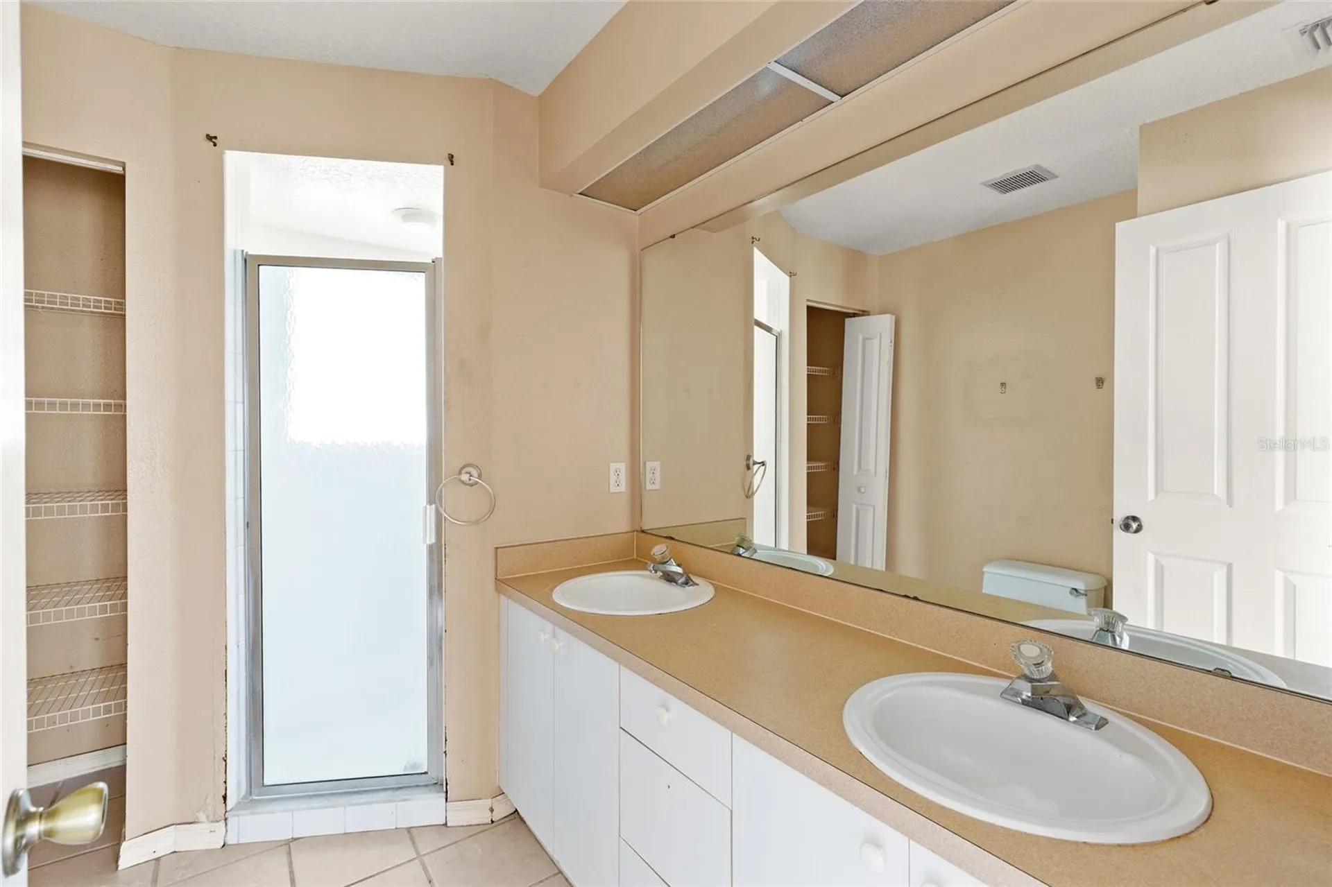 6524 67th Court E. Bradenton FL 34203