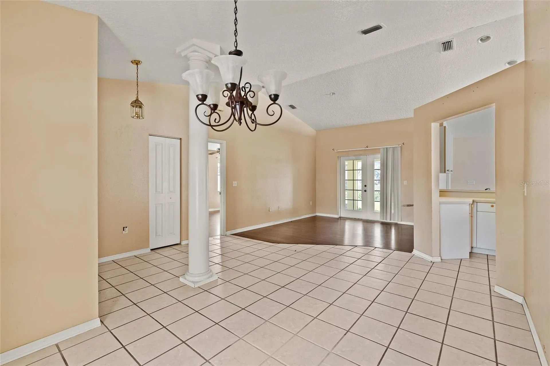 6524 67th Court E. Bradenton FL 34203