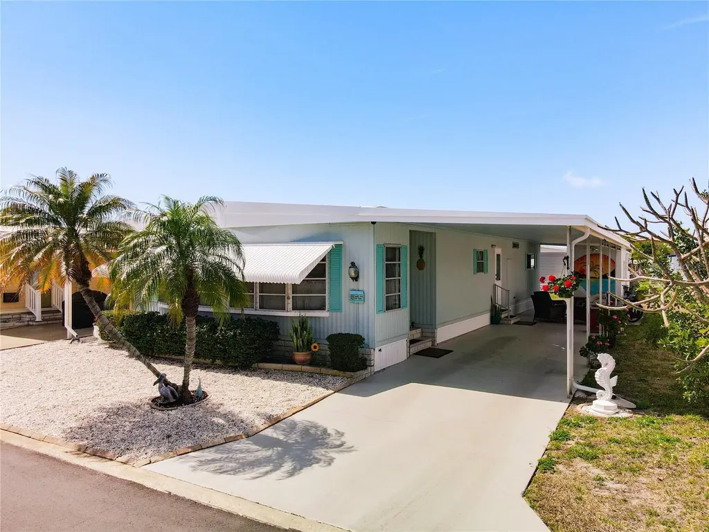665 54th Street S Gulfport FL 33707