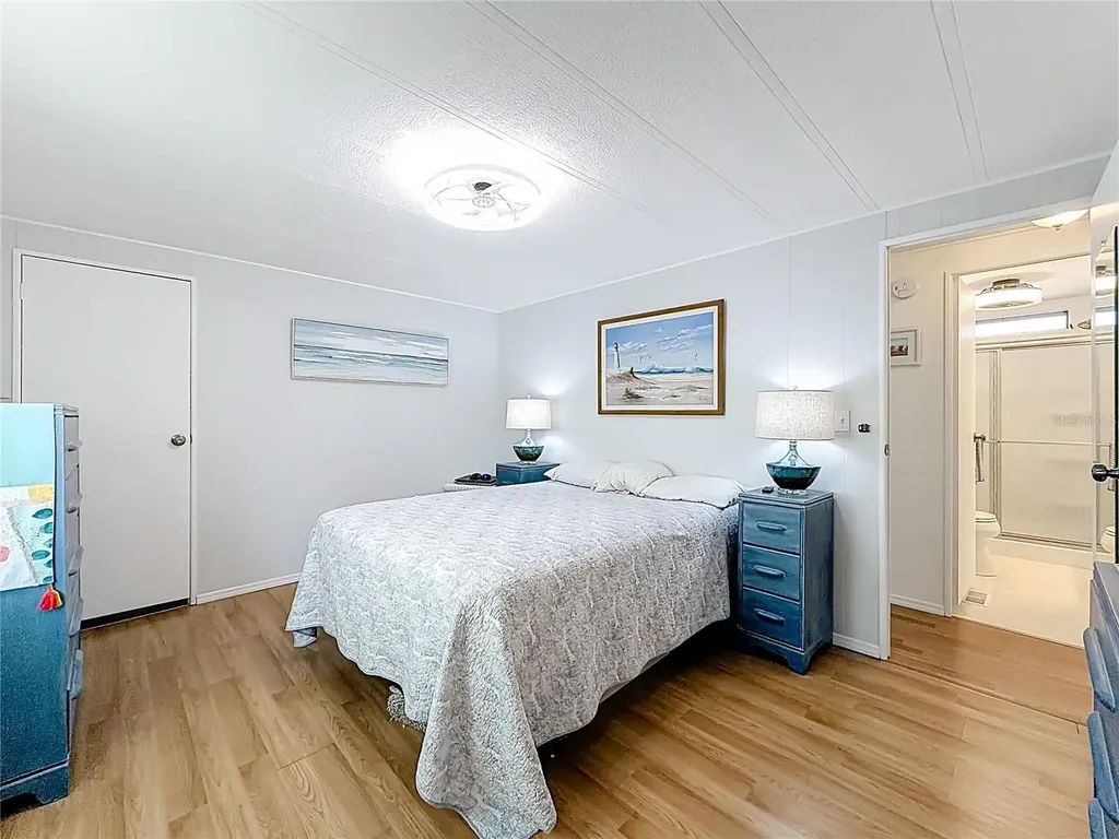 665 54th Street S Gulfport FL 33707