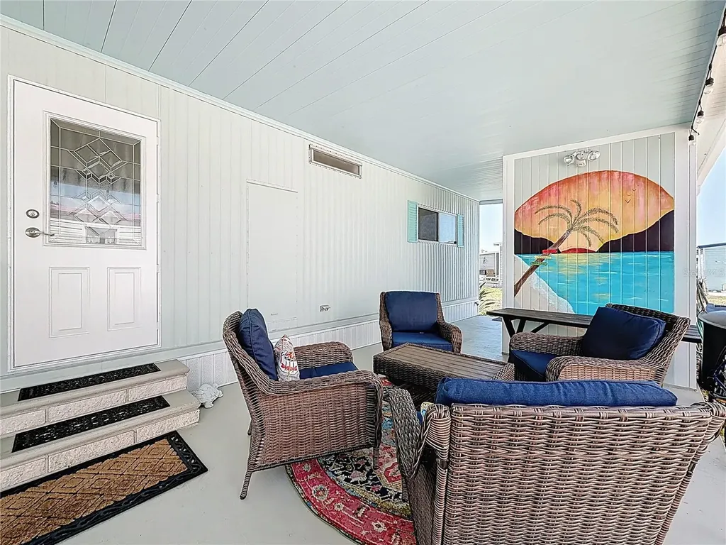 665 54th Street S Gulfport FL 33707
