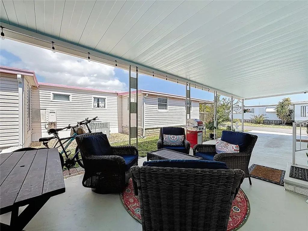 665 54th Street S Gulfport FL 33707