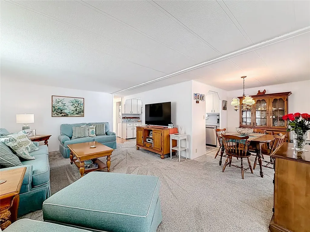 665 54th Street S Gulfport FL 33707