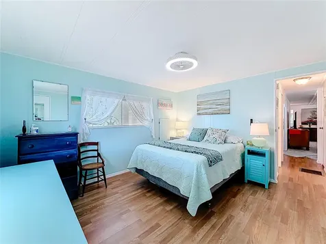 665 54th Street S Gulfport FL 33707