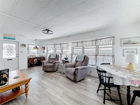 665 54th Street S Gulfport FL 33707