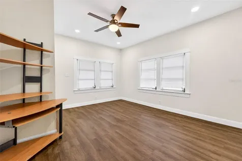 2807 Locicero Drive Tampa FL 33619