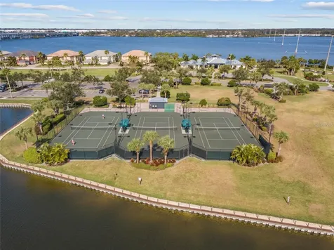 922 Preservation Street Bradenton FL 34208