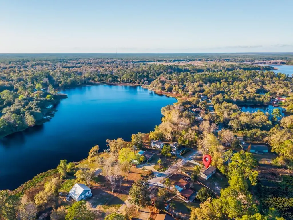 43740 Sunset Drive Paisley FL 32767