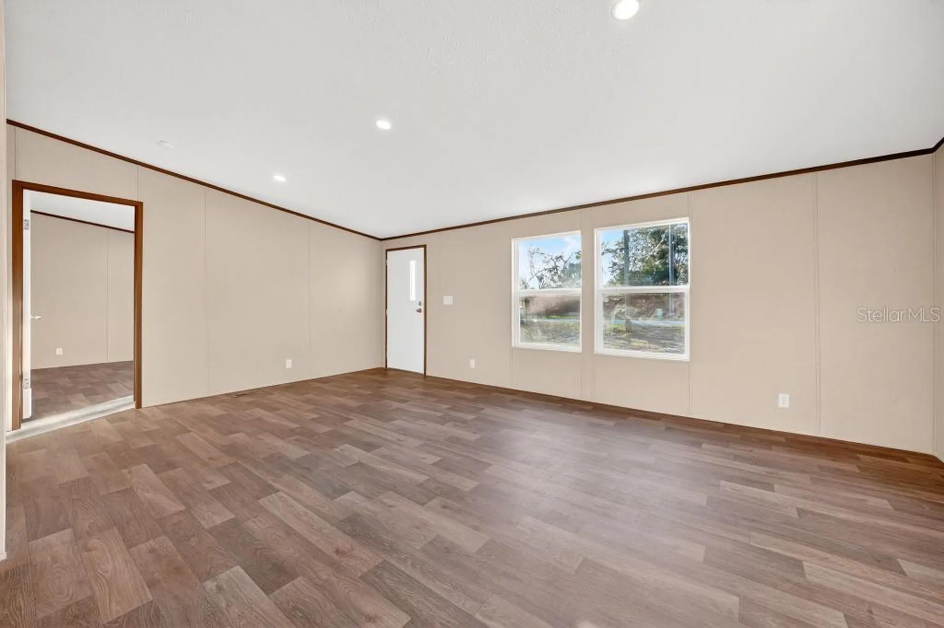 43740 Sunset Drive Paisley FL 32767