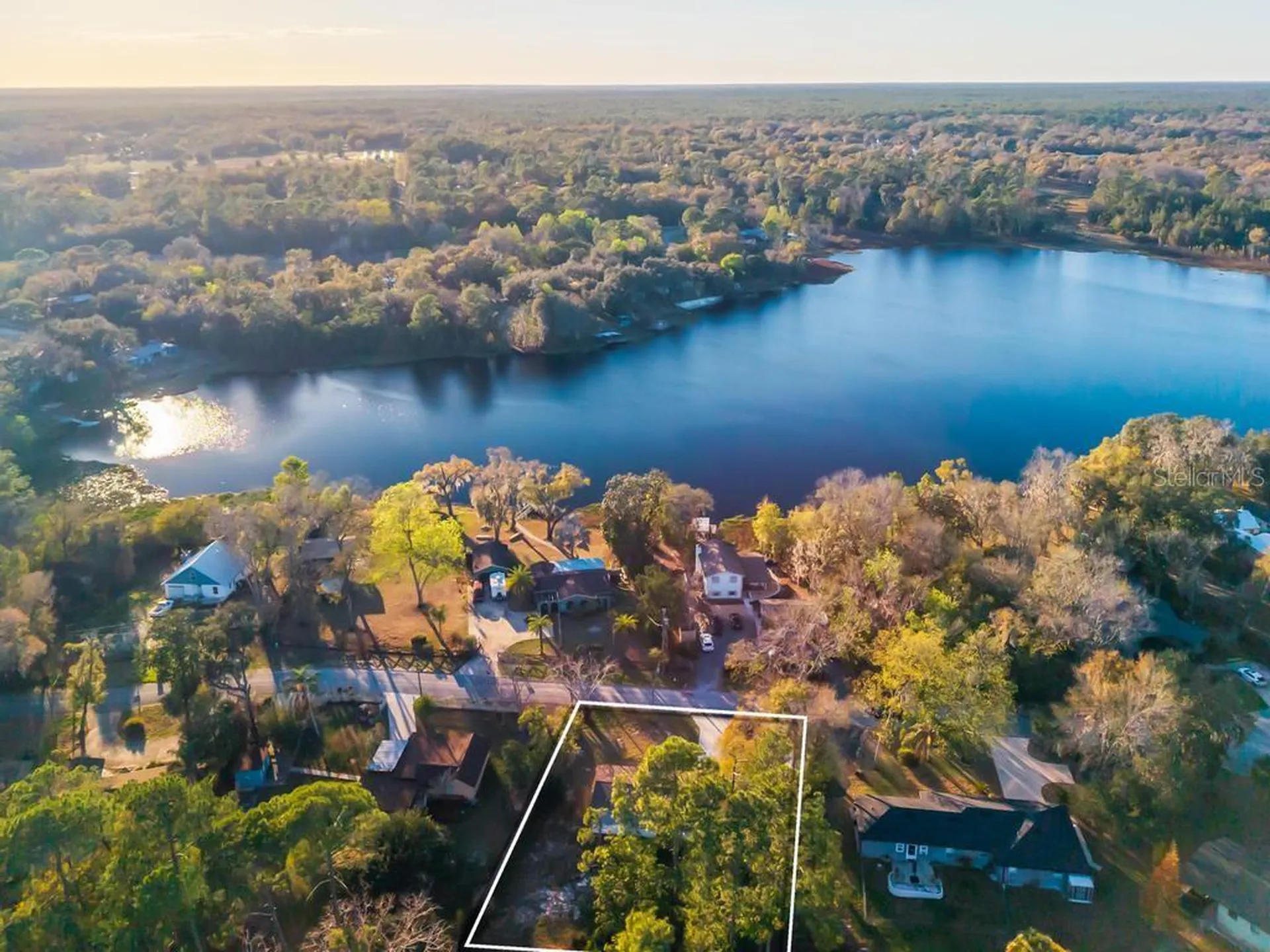 43740 Sunset Drive Paisley FL 32767