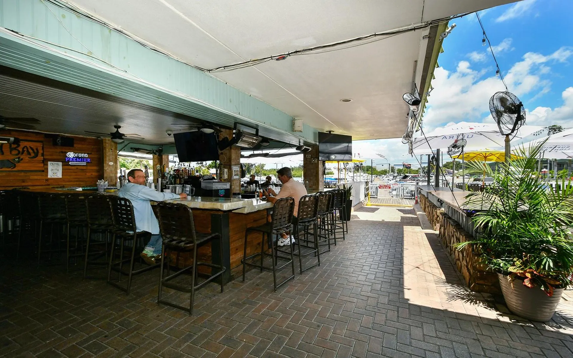 7150 N Tamiami Trail Sarasota FL 34243