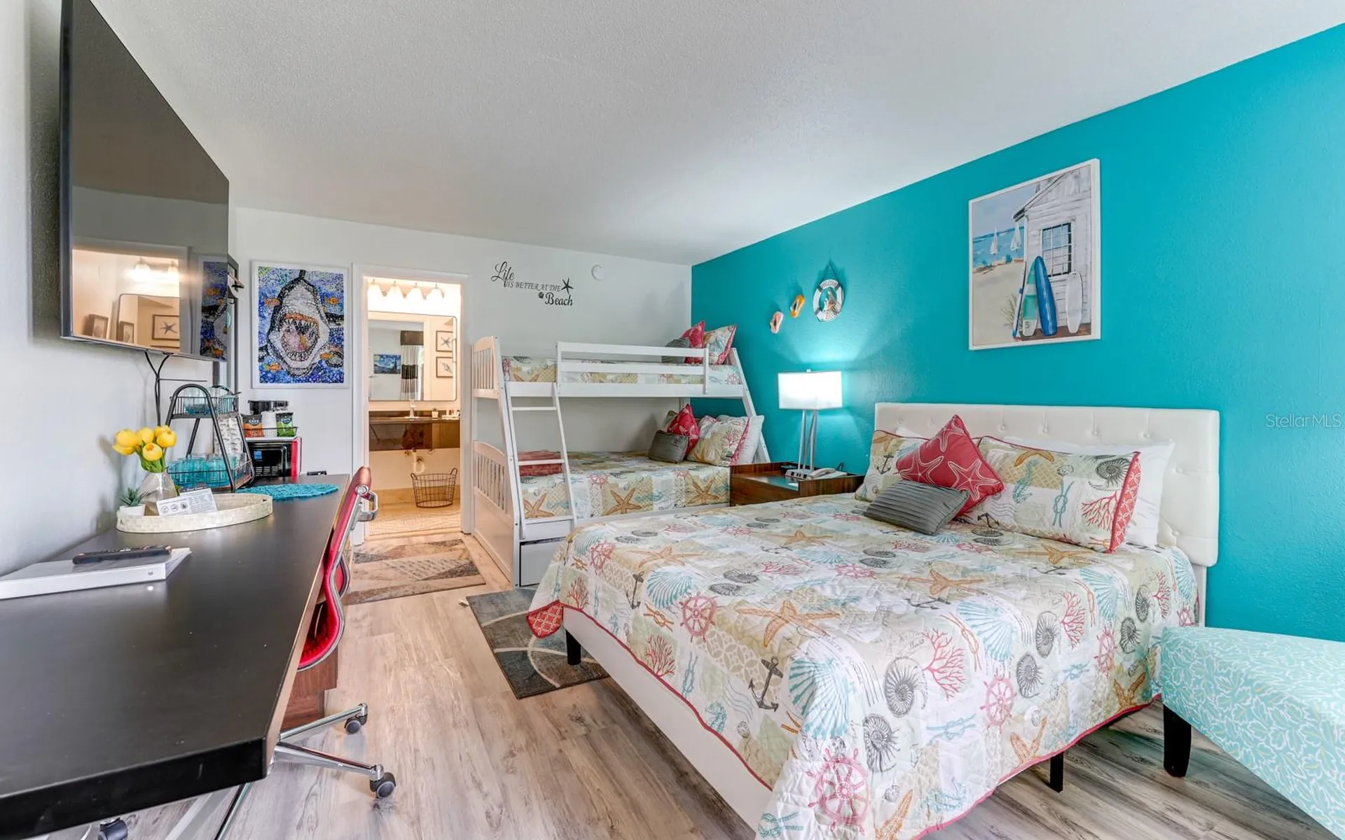 7150 N Tamiami Trail Sarasota FL 34243