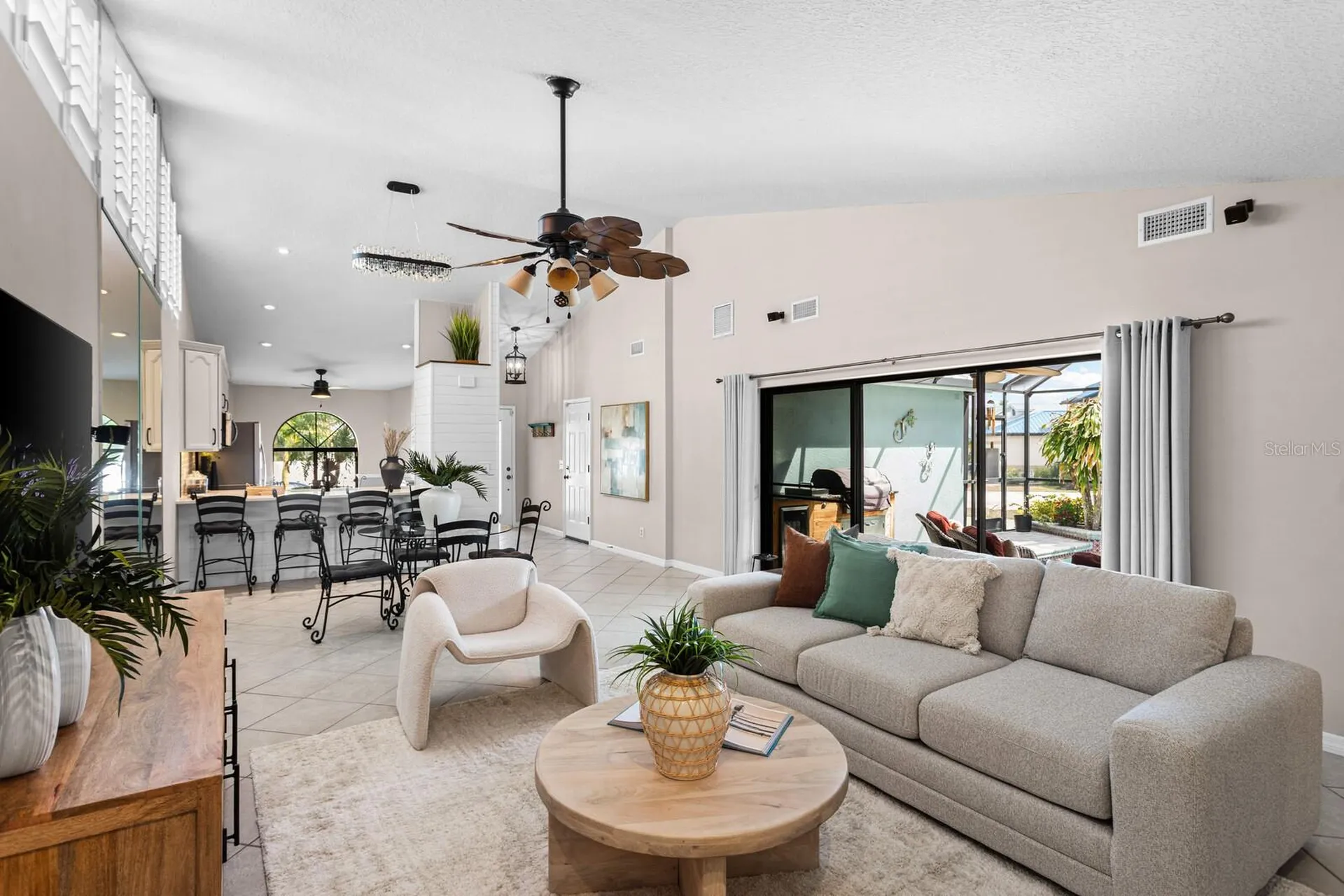 918 Shagos Drive Apollo Beach FL 33572