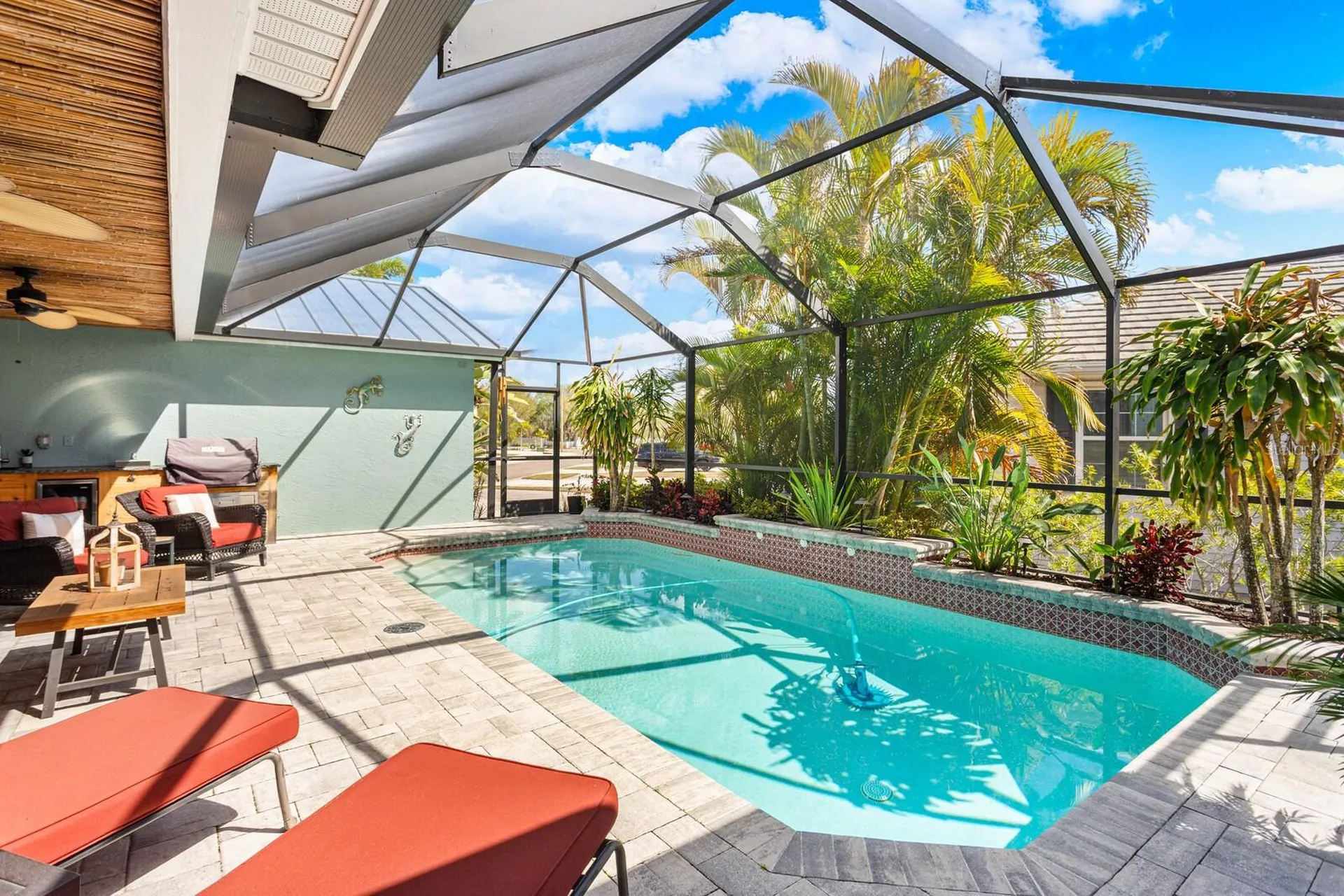 918 Shagos Drive Apollo Beach FL 33572